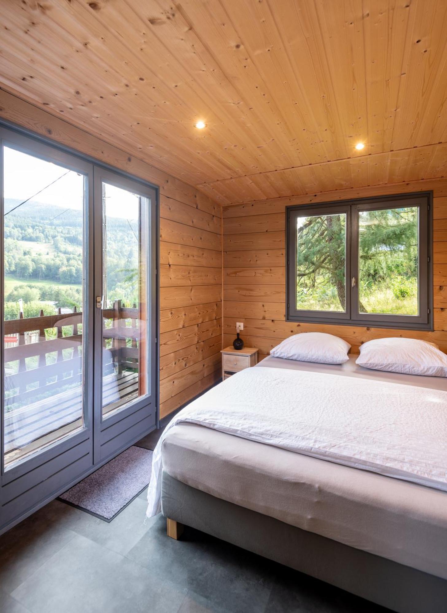 Rochesson Chalet Du Faubourg & Jacuzzi, Proximite Gerardmer & La Bresse מראה חיצוני תמונה