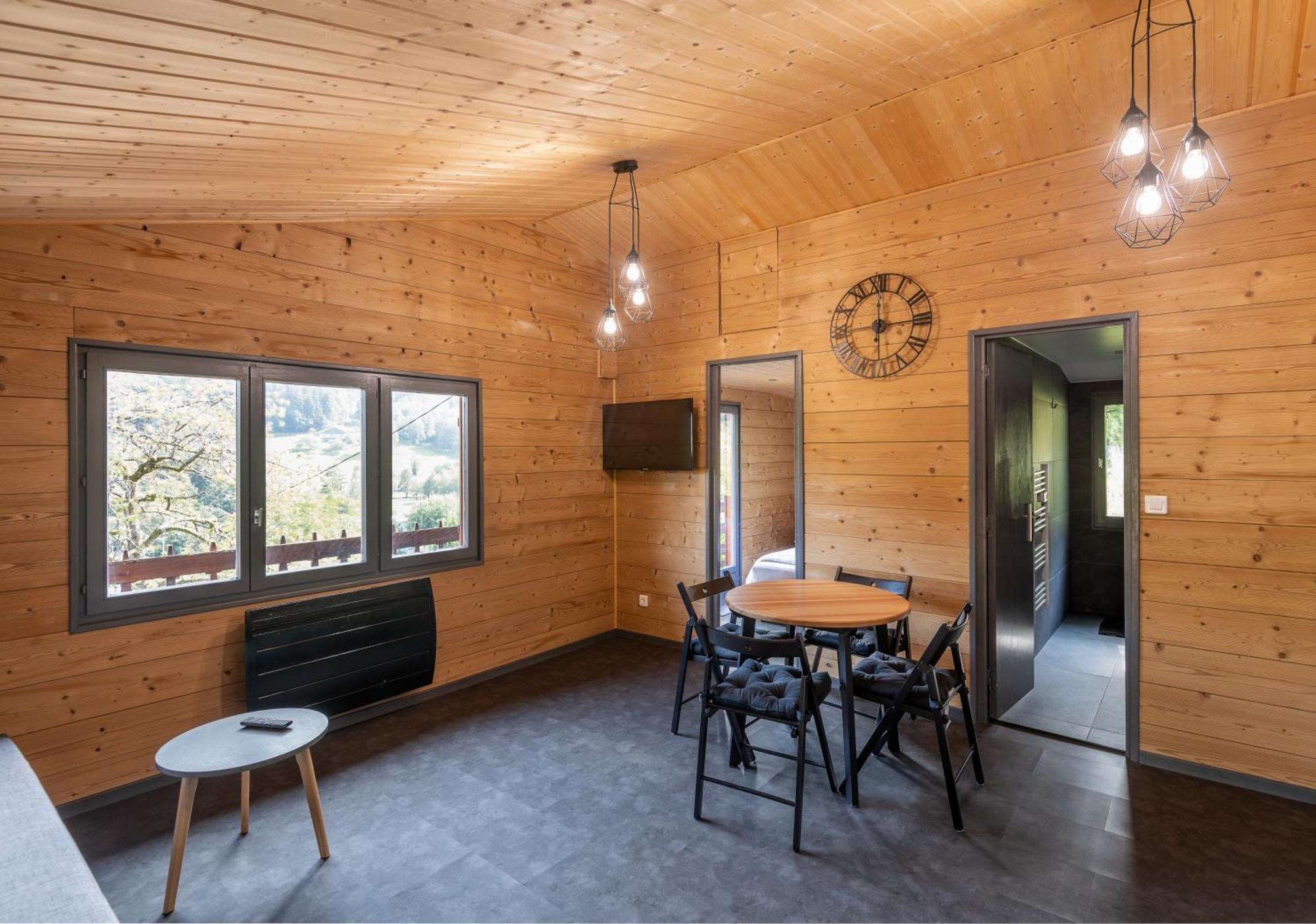 Rochesson Chalet Du Faubourg & Jacuzzi, Proximite Gerardmer & La Bresse מראה חיצוני תמונה