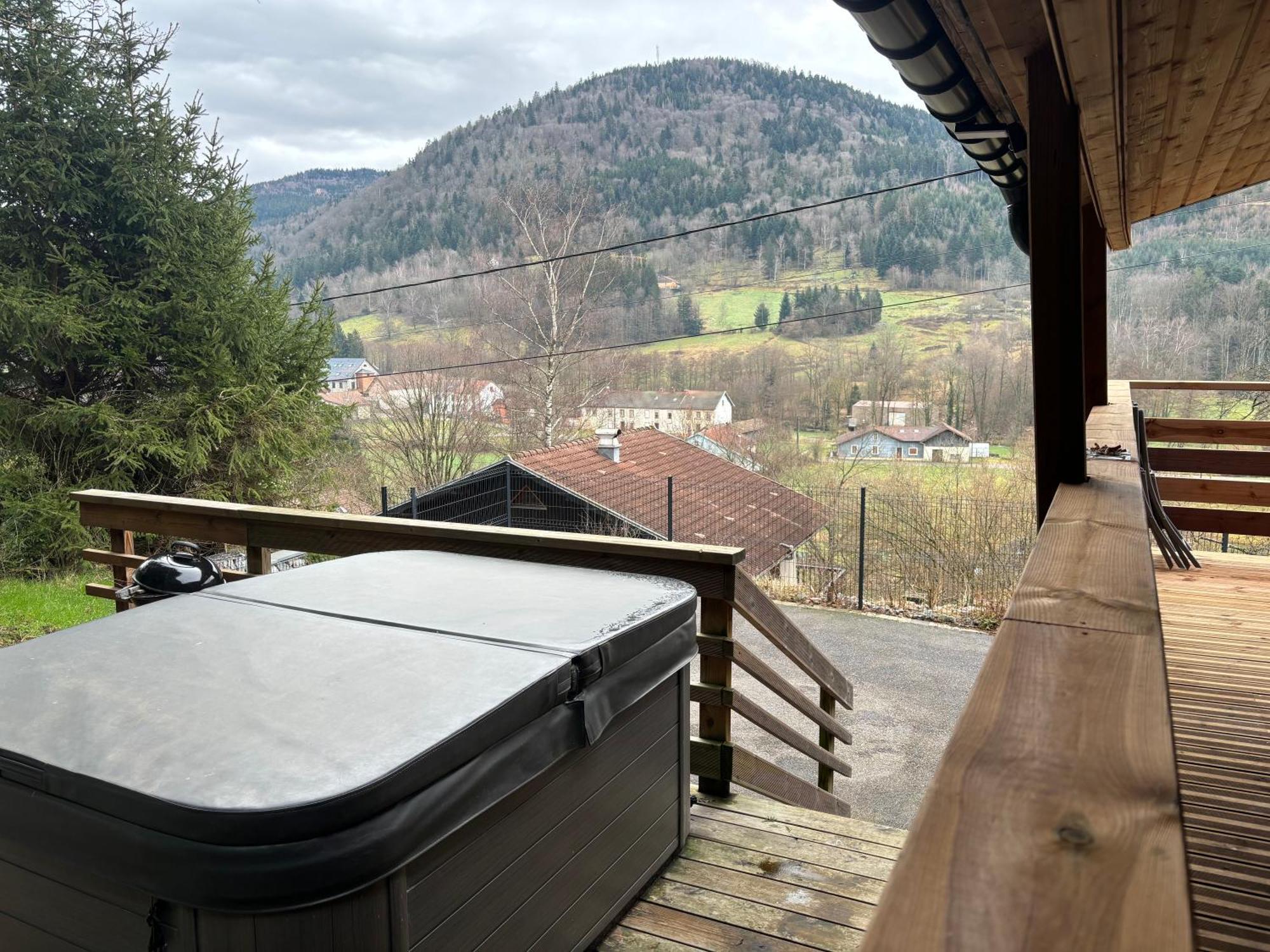 Rochesson Chalet Du Faubourg & Jacuzzi, Proximite Gerardmer & La Bresse מראה חיצוני תמונה
