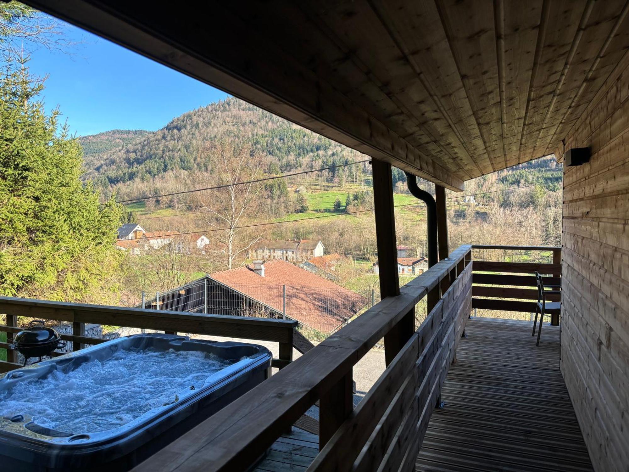 Rochesson Chalet Du Faubourg & Jacuzzi, Proximite Gerardmer & La Bresse מראה חיצוני תמונה
